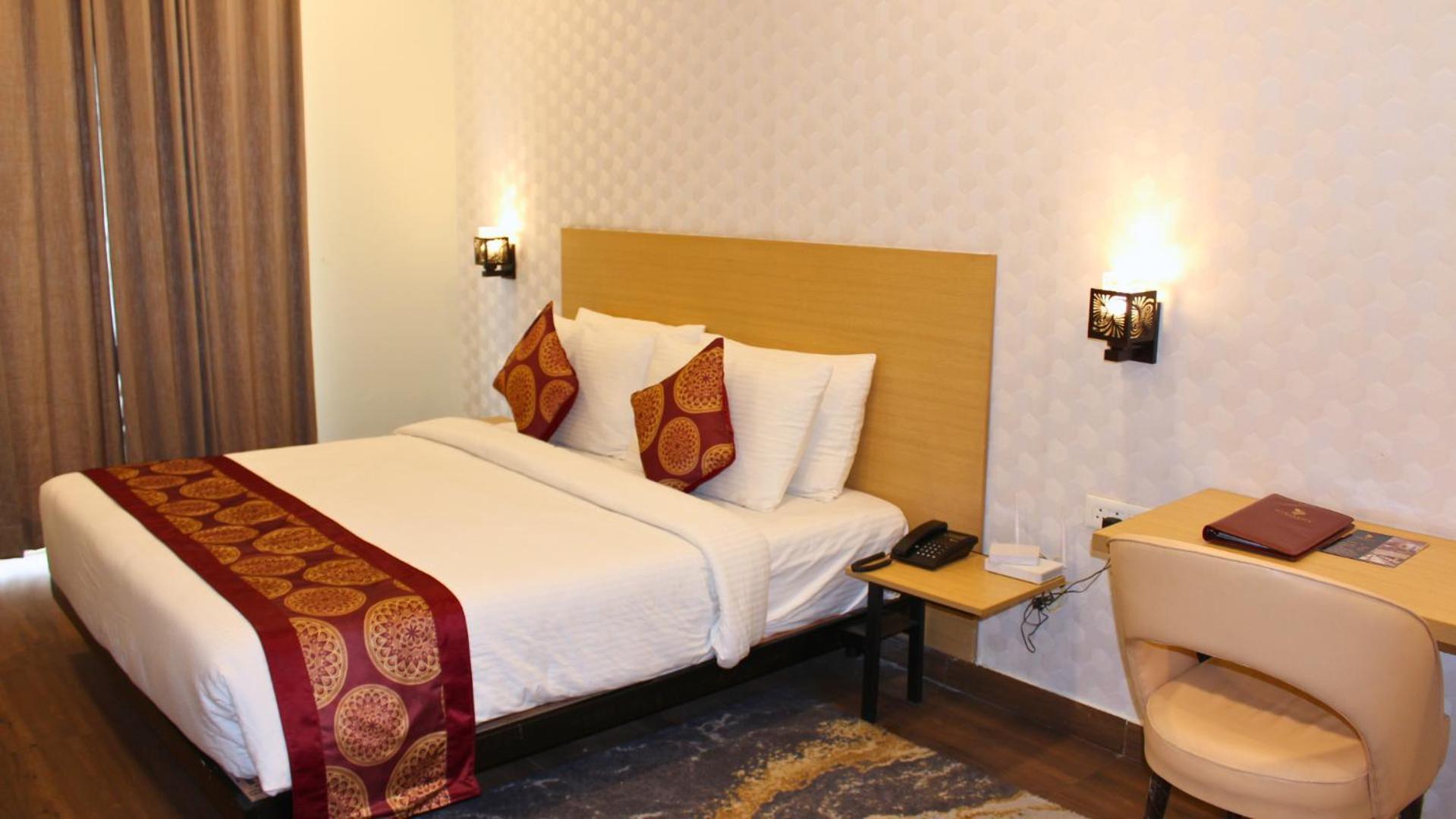 Hibiscus Select Hotel 4*