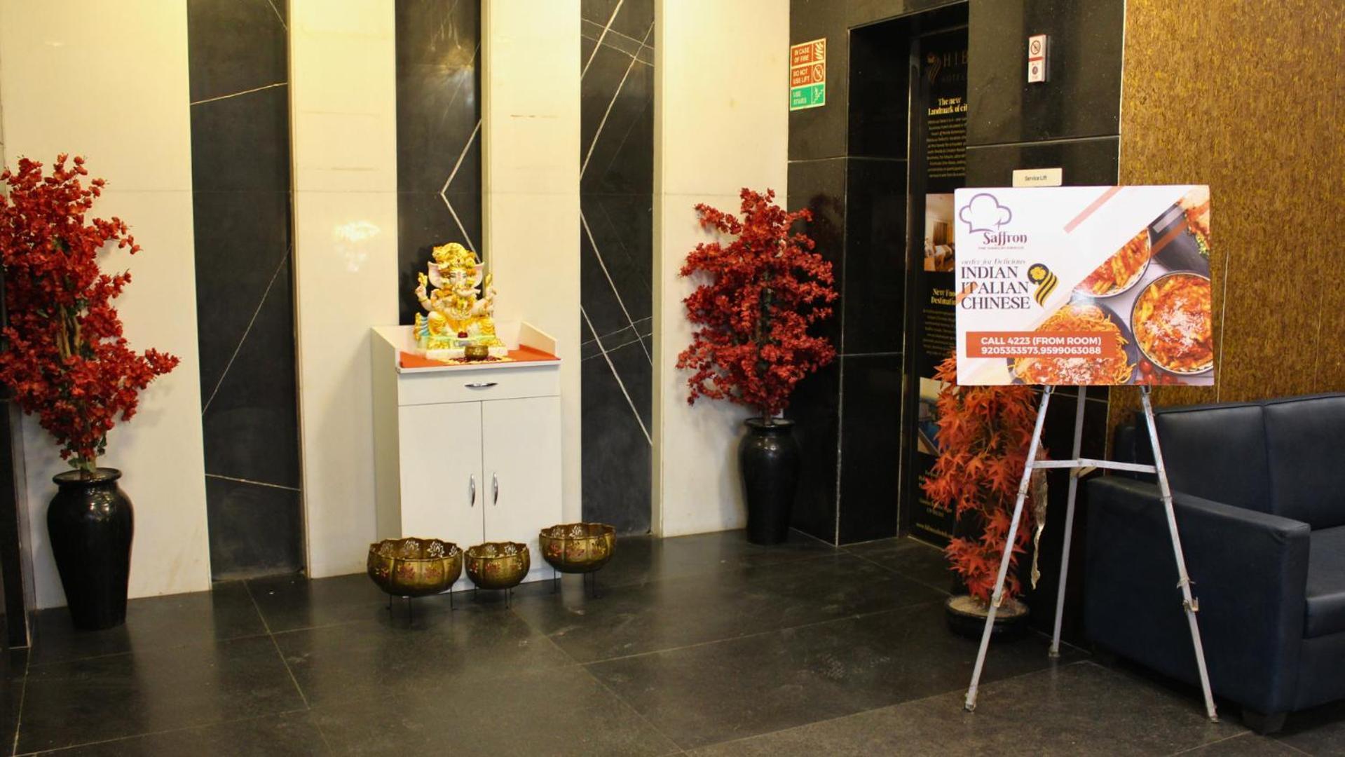 Hibiscus Select Hotel 4*